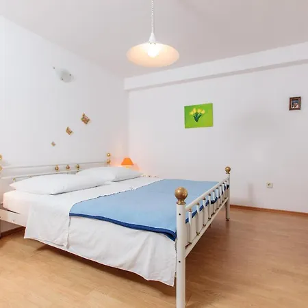 Gasthuis Dane Podstrana